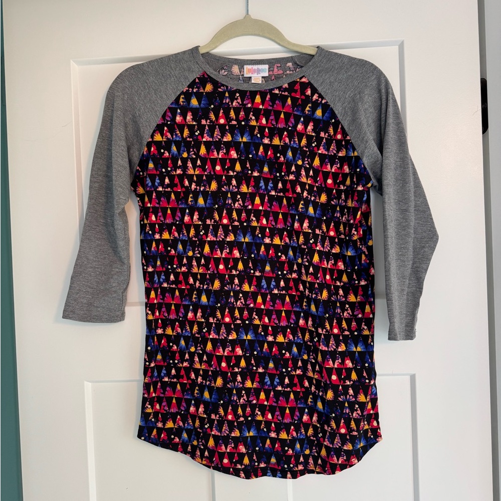 Colorful Women’s Raglan Shirt